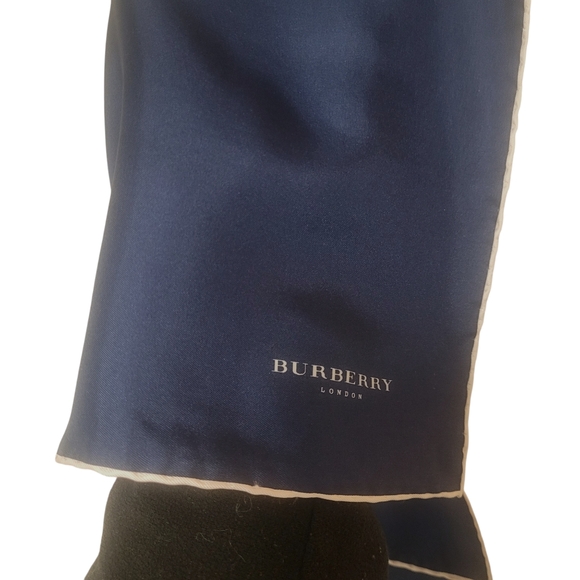 BURBERRY Navy Silk Scarf/Pocket square, scarf - Picture 3 of 3